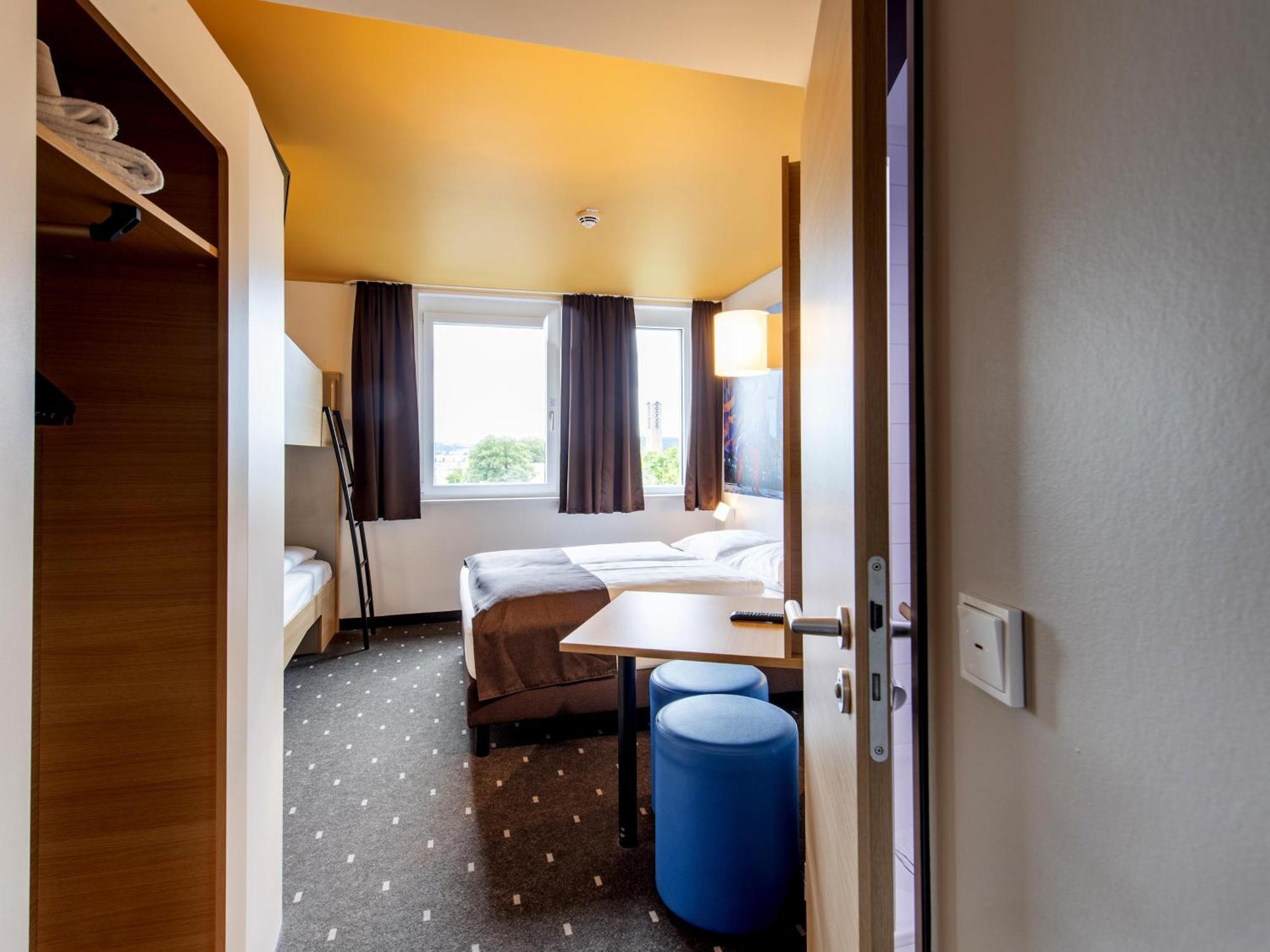 B&B Hotel Landshut Exterior photo